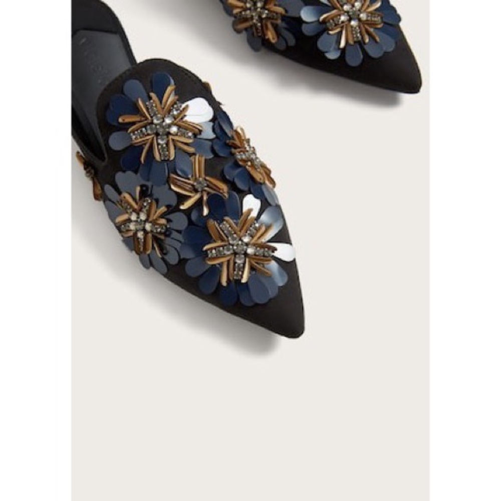 NWT Beaded mules